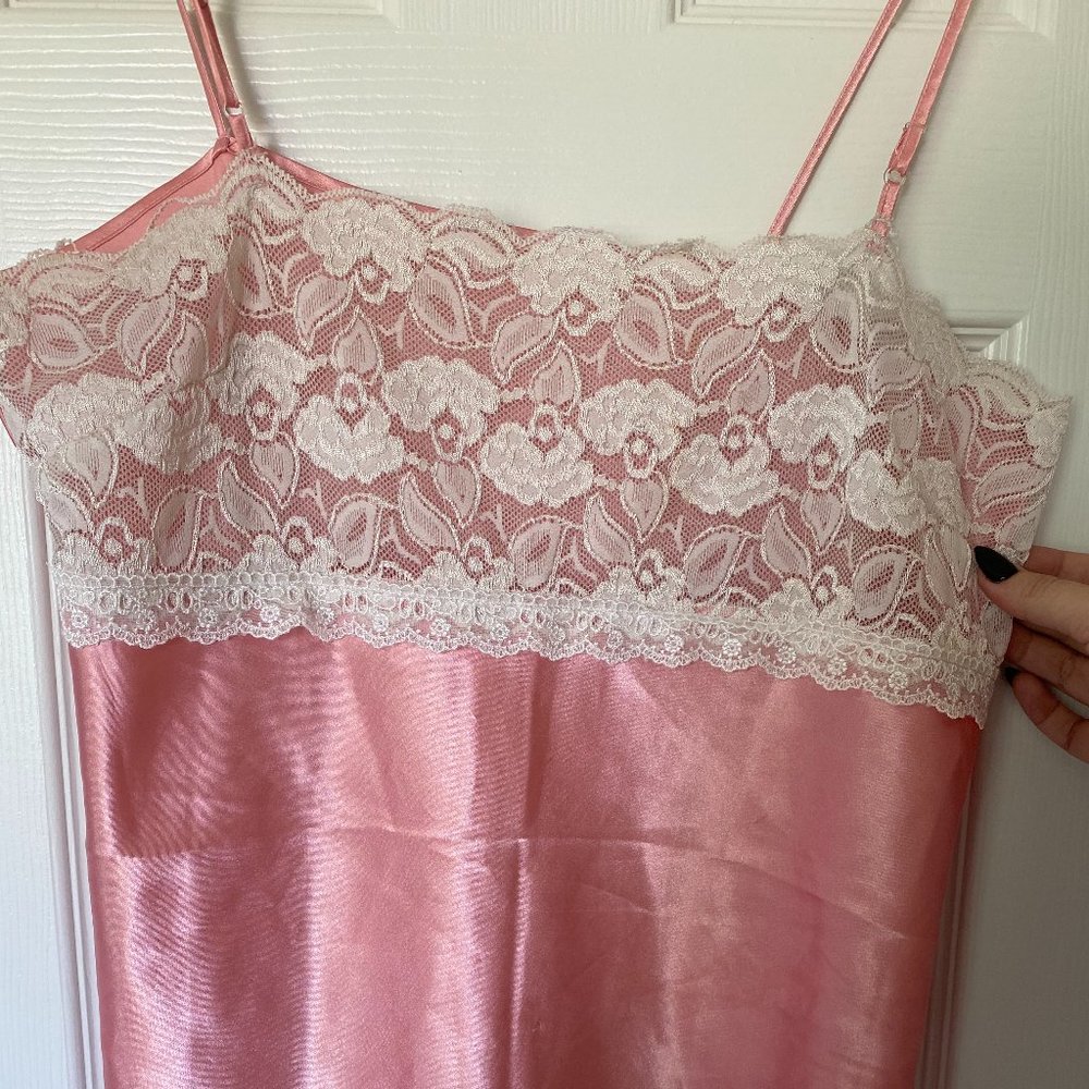 Vintage Pink Lace Night Set